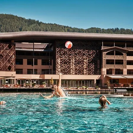 Hotel Falkensteiner Family Lido Superior